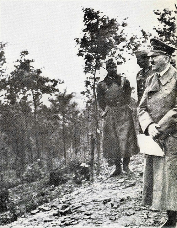 Hitler on the Kemmelberg