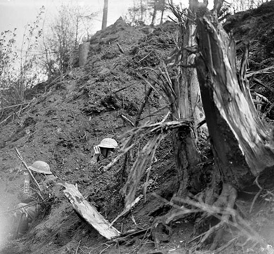 Poste d'observation britannique sur le Kemmelberg, 22 avril 1918