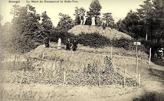 Small viewing hill, 1913